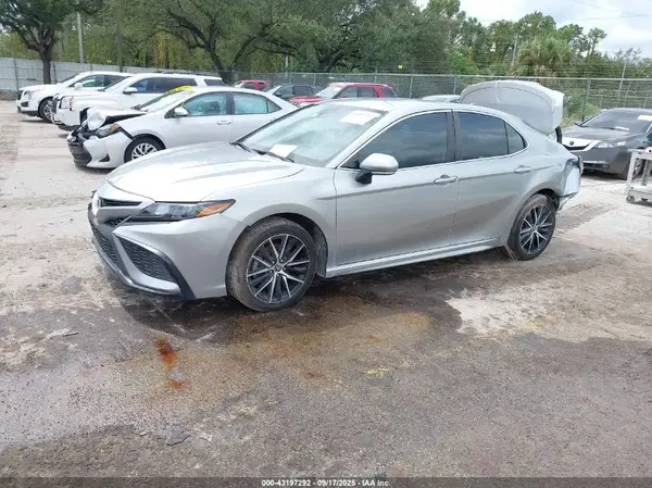 4T1G11AK5PU762725 2023 TOYOTA CAMRY - Image 2