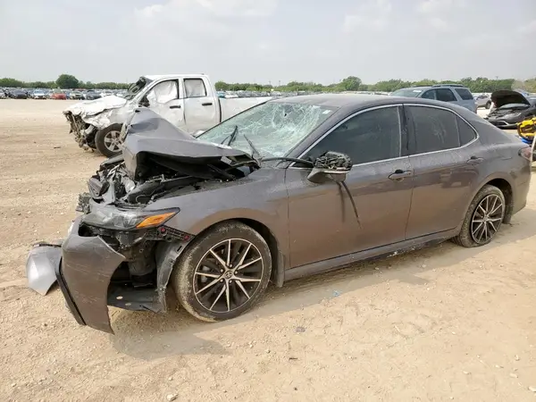 4T1G11AK5PU783557 2023 TOYOTA CAMRY - Image 1