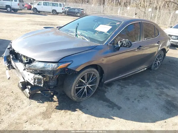 4T1G11AK5PU784210 2023 TOYOTA CAMRY - Image 2