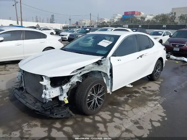 4T1G11AK5PU806030 2023 TOYOTA CAMRY - Image 2