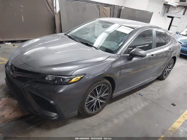 4T1G11AK5PU825242 2023 TOYOTA CAMRY - Image 2