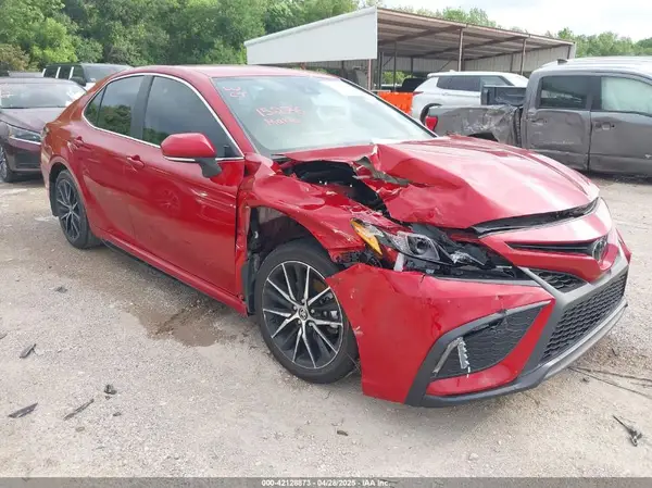 4T1G11AK5RU205641 2024 TOYOTA CAMRY - Image 1