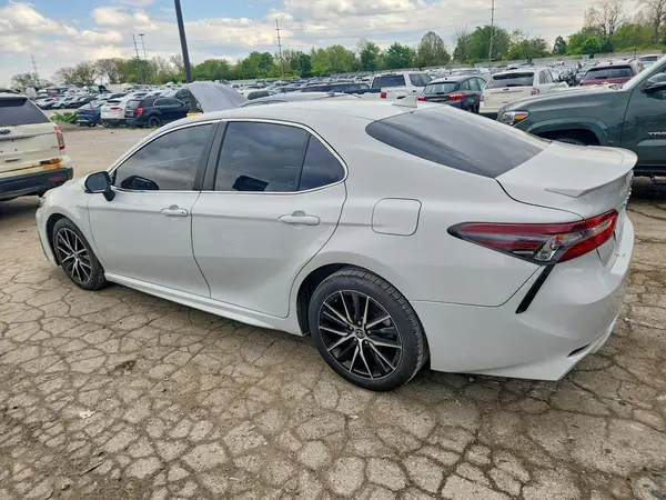 4T1G11AK5RU206045 2024 TOYOTA CAMRY - Image 2