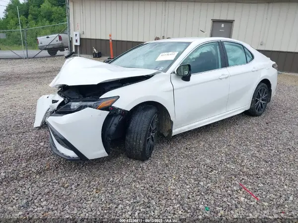 4T1G11AK5RU212816 2024 TOYOTA CAMRY - Image 2