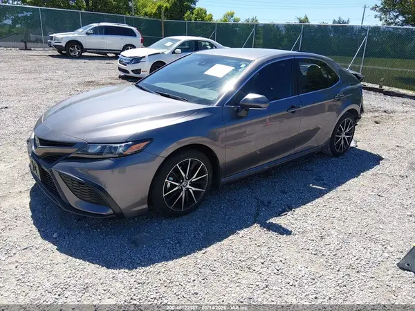 4T1G11AK5RU237666 2024 TOYOTA CAMRY - Image 2