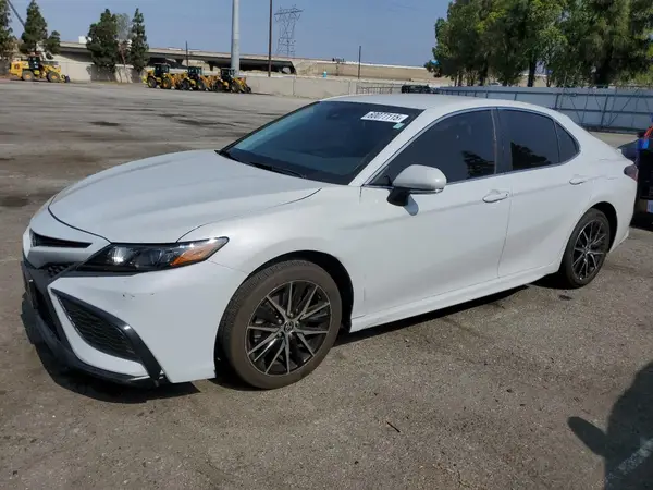 4T1G11AK5RU242186 2024 TOYOTA CAMRY - Image 1