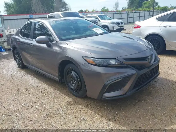 4T1G11AK5RU243550 2024 TOYOTA CAMRY - Image 1