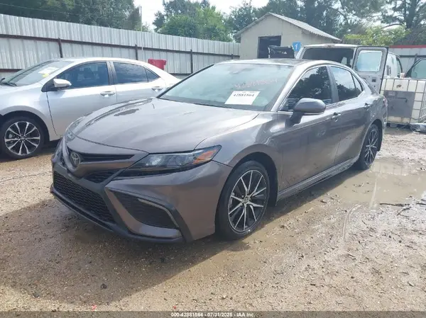 4T1G11AK5RU243550 2024 TOYOTA CAMRY - Image 2