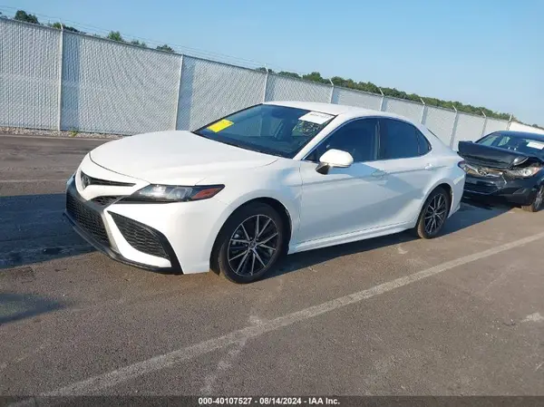 4T1G11AK5RU246061 2024 TOYOTA CAMRY - Image 2