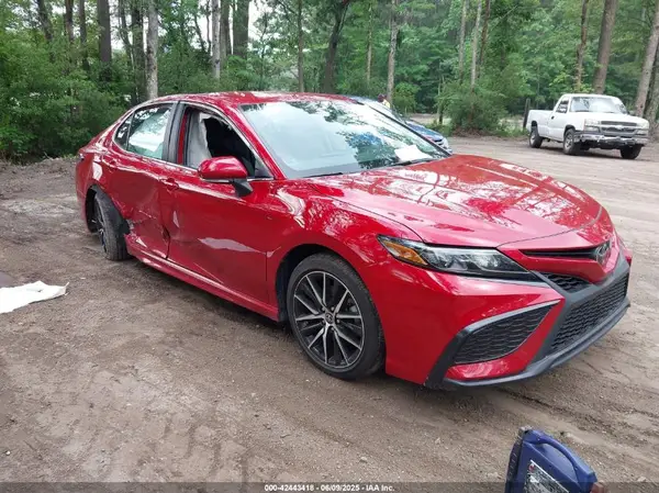 4T1G11AK5RU249896 2024 TOYOTA CAMRY - Image 1