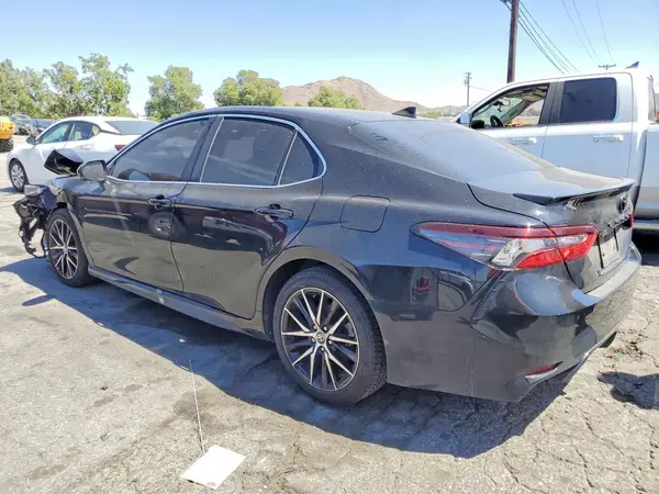 4T1G11AK5RU262437 2024 TOYOTA CAMRY - Image 2