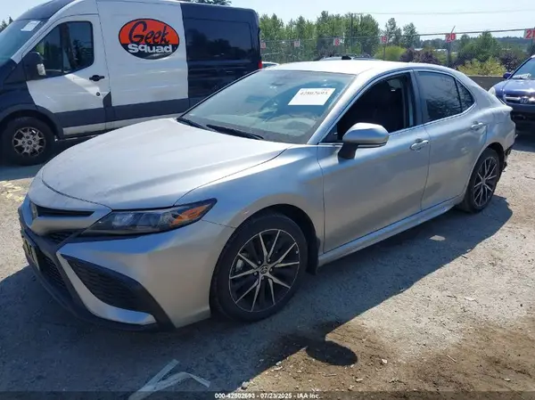 4T1G11AK5RU846711 2024 TOYOTA CAMRY - Image 2