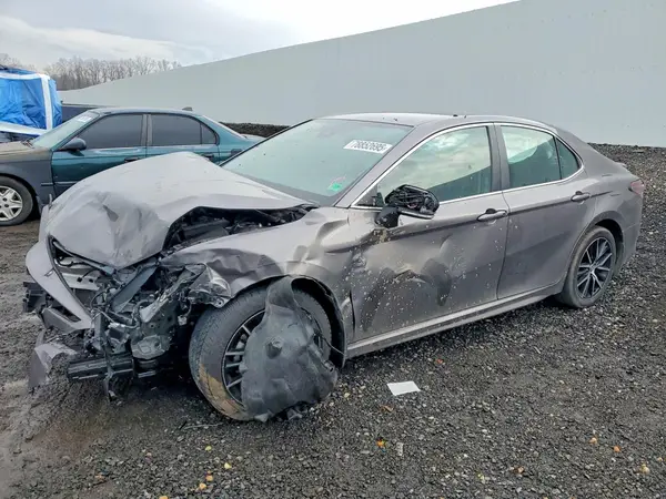 4T1G11AK5RU846949 2024 TOYOTA CAMRY - Image 1