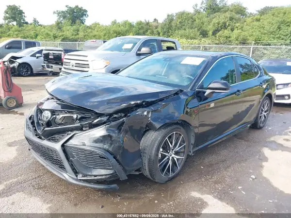 4T1G11AK5RU853061 2024 TOYOTA CAMRY - Image 2