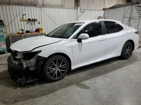 4T1G11AK5RU855232 2024 TOYOTA CAMRY - Image 1