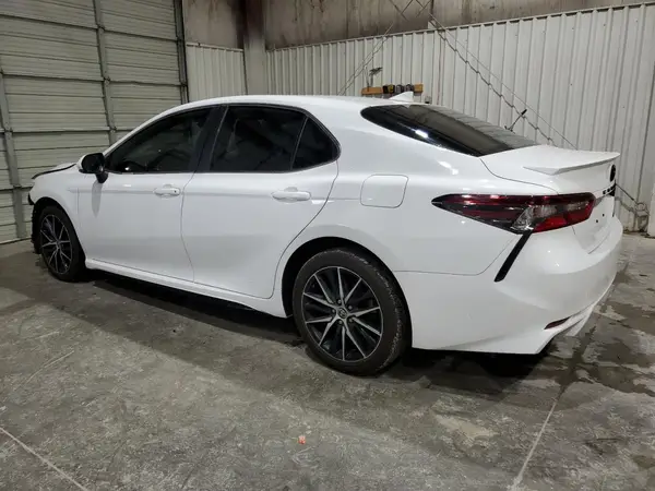 4T1G11AK5RU855232 2024 TOYOTA CAMRY - Image 2