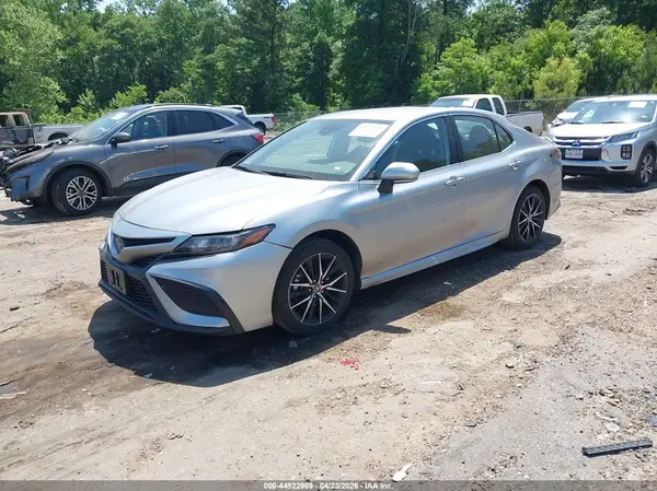 4T1G11AK5RU856350 2024 TOYOTA CAMRY - Image 2