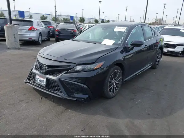4T1G11AK5RU863430 2024 TOYOTA CAMRY - Image 2