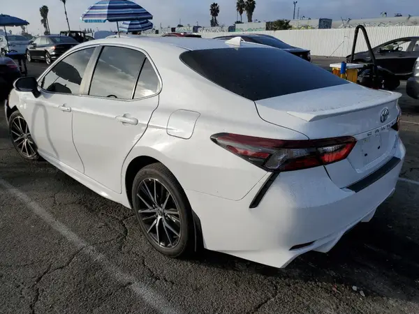 4T1G11AK5RU871222 2024 TOYOTA CAMRY - Image 2