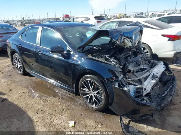 4T1G11AK5RU872225 2024 TOYOTA CAMRY - Image 1