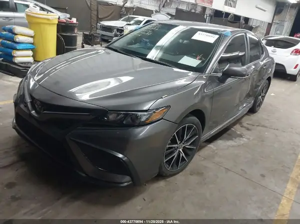 4T1G11AK5RU873214 2024 TOYOTA CAMRY - Image 2