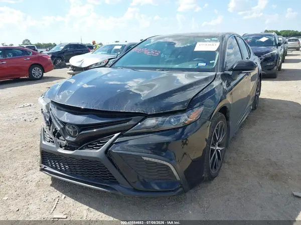 4T1G11AK5RU873701 2024 TOYOTA CAMRY - Image 2