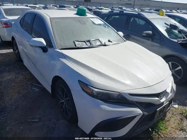 4T1G11AK5RU882706 2024 TOYOTA CAMRY - Image 1