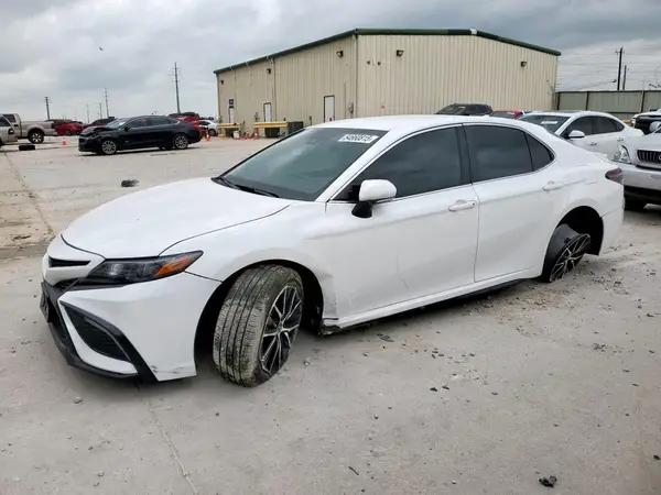 4T1G11AK5RU892619 2024 TOYOTA CAMRY - Image 1