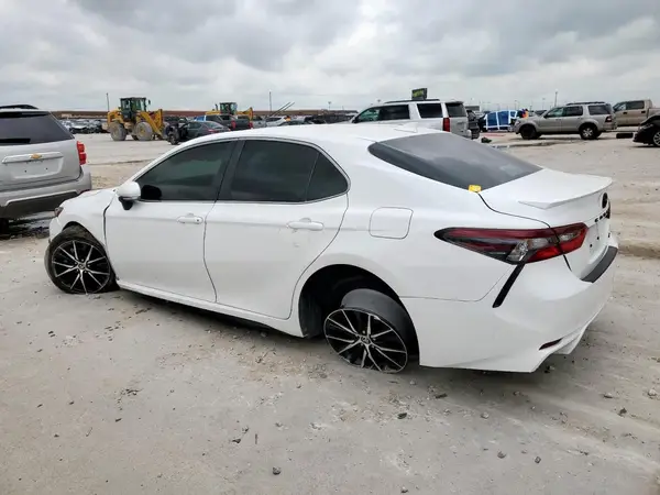 4T1G11AK5RU892619 2024 TOYOTA CAMRY - Image 2