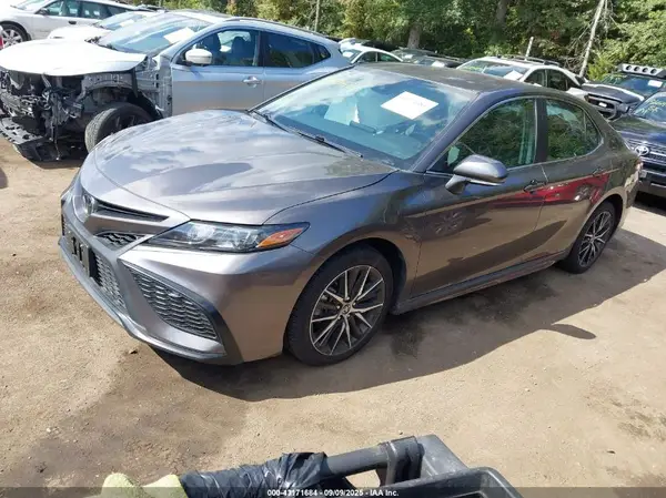 4T1G11AK5RU892930 2024 TOYOTA CAMRY - Image 2