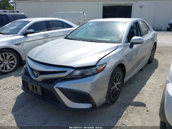 4T1G11AK5RU901920 2024 TOYOTA CAMRY - Image 2