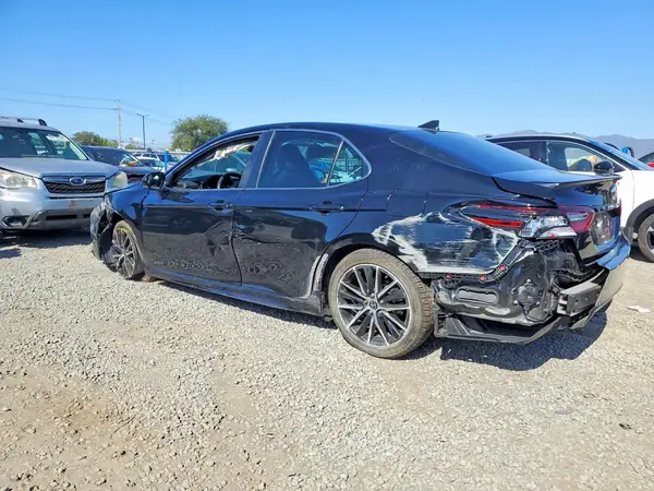 4T1G11AK5RU902730 2024 TOYOTA CAMRY - Image 2