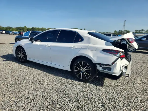 4T1G11AK5RU914019 2024 TOYOTA CAMRY - Image 2