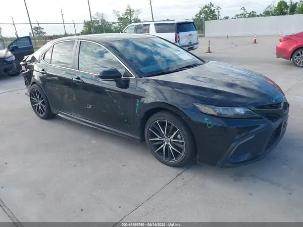 4T1G11AK5RU921343 2024 TOYOTA CAMRY - Image 1