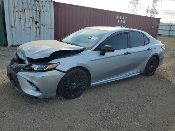 4T1G11AK6LU300765 2020 TOYOTA CAMRY - Image 1