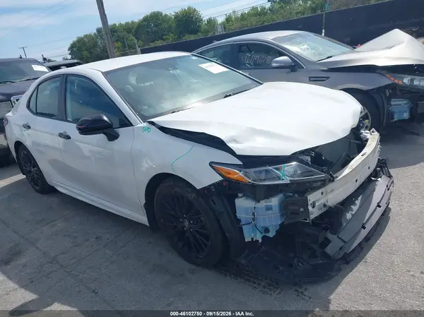 4T1G11AK6LU302418 2020 TOYOTA CAMRY - Image 1