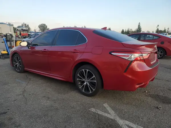 4T1G11AK6LU302578 2020 TOYOTA CAMRY - Image 2