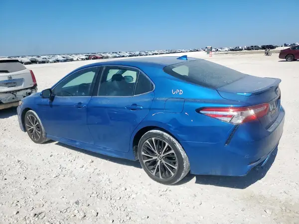 4T1G11AK6LU302595 2020 TOYOTA CAMRY - Image 2