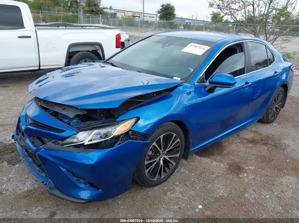 4T1G11AK6LU303259 2020 TOYOTA CAMRY - Image 2