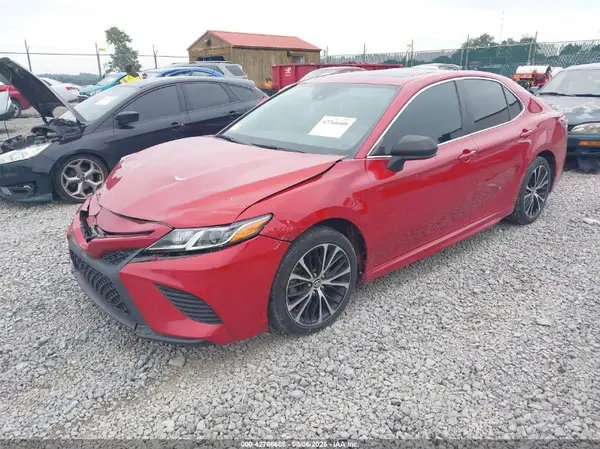 4T1G11AK6LU313581 2020 TOYOTA CAMRY - Image 2