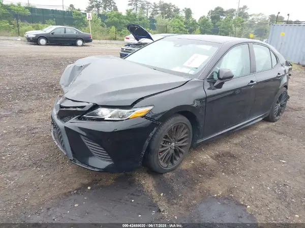4T1G11AK6LU324158 2020 TOYOTA CAMRY - Image 2