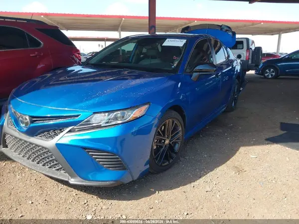 4T1G11AK6LU324984 2020 TOYOTA CAMRY - Image 2