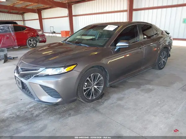 4T1G11AK6LU328064 2020 TOYOTA CAMRY - Image 2