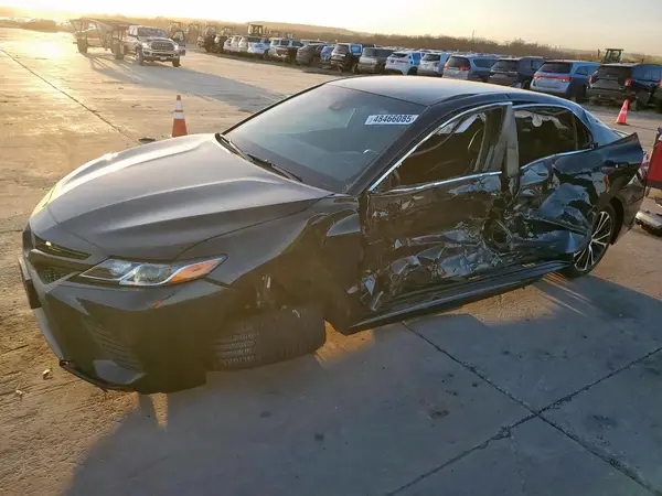 4T1G11AK6LU332907 2020 TOYOTA CAMRY - Image 1
