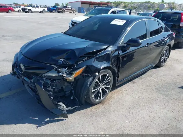 4T1G11AK6LU334088 2020 TOYOTA CAMRY - Image 2