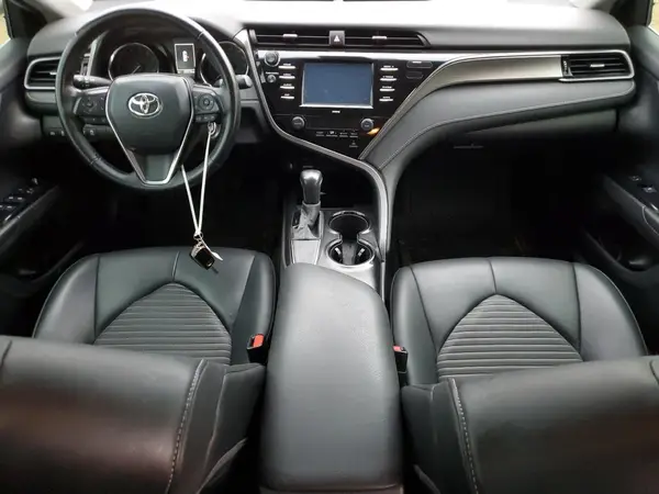 4T1G11AK6LU335385 2020 TOYOTA CAMRY - Image 8