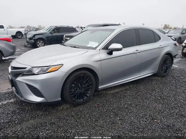 4T1G11AK6LU338786 2020 TOYOTA CAMRY - Image 2