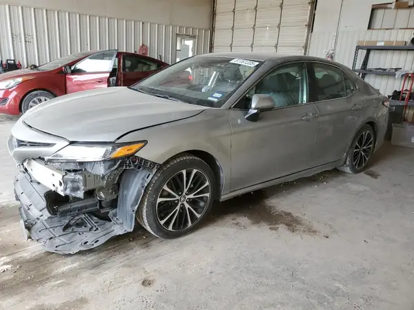 4T1G11AK6LU340022 2020 TOYOTA CAMRY - Image 1