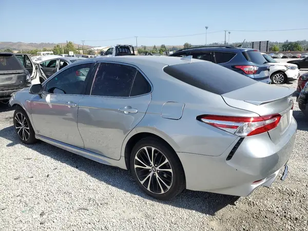 4T1G11AK6LU344068 2020 TOYOTA CAMRY - Image 2