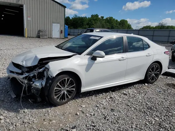 4T1G11AK6LU348654 2020 TOYOTA CAMRY - Image 1